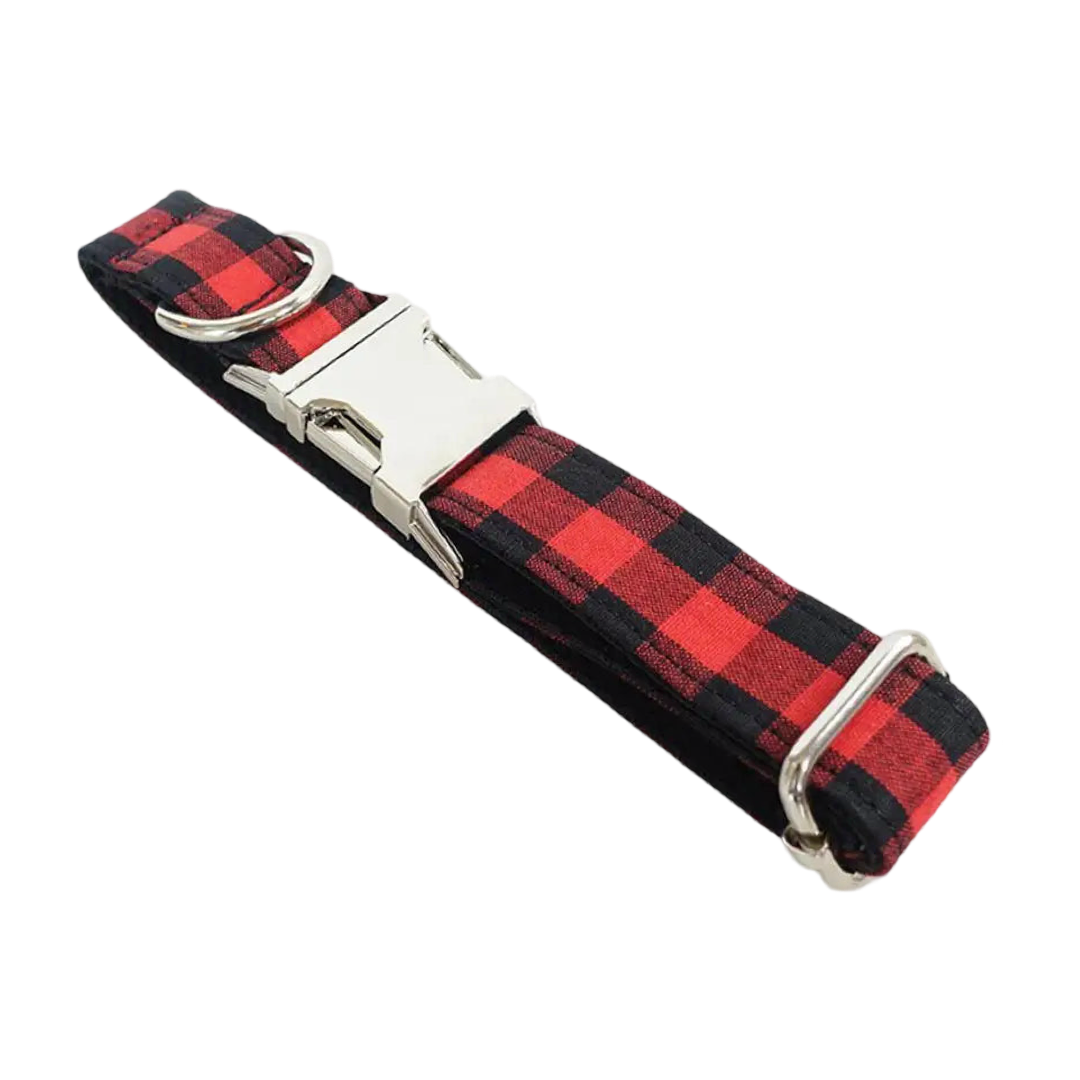 Buffalo Plaid Classic Collar.