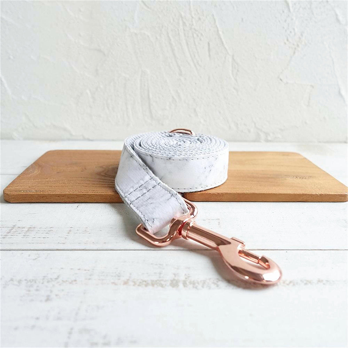 Marble Marvel rose-gold hardware leash in Barkin’ Hound Luxury 2.0 presentation