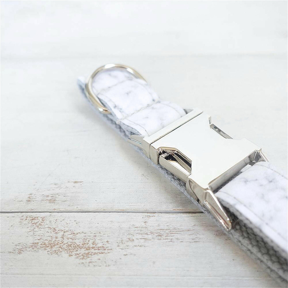 Marble Marvel silver buckle detail in Barkin’ Hound Luxury 2.0 presentation