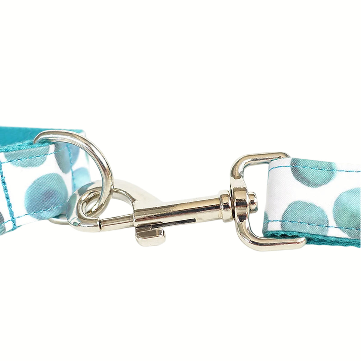 Teal Dots Elegance silver-tone leash clasp detail